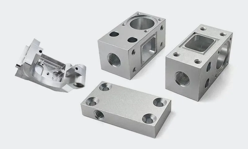 Meaisínithe CNC